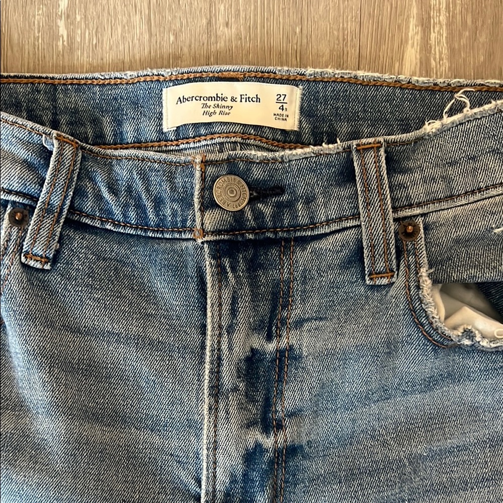 Abercrombie & Fitch Skinny High Rise Women Jeans